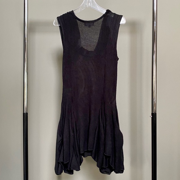 Papillon Knit Dress - Picture 2 of 4